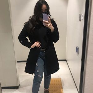 Meet your Posher, Amelia